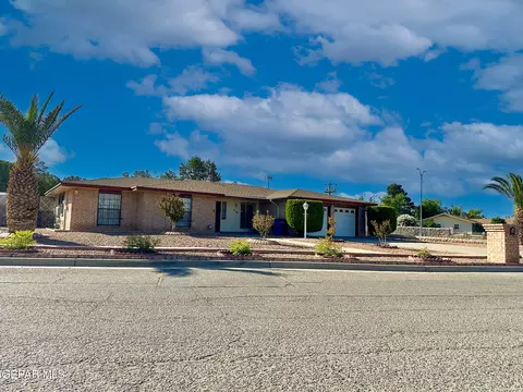 3100 Hector Dr, El Paso, TX 79935