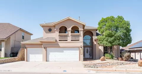 12525 Sun Spirit Dr, El Paso, TX 79938