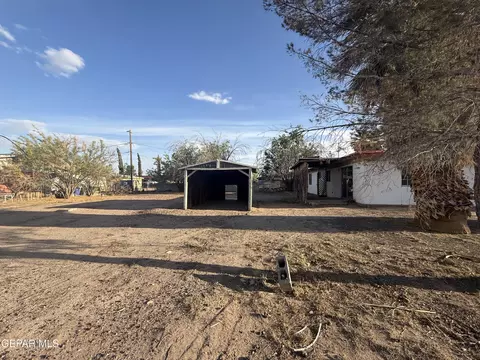 10385 Potencia Dr, Socorro, TX 79927