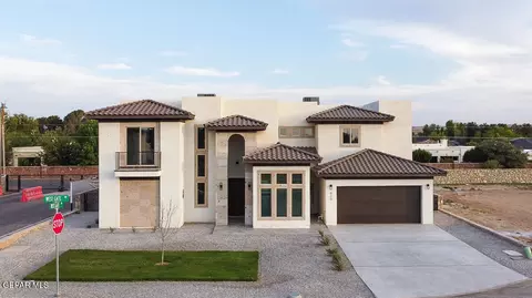 820 W Gate, El Paso, TX 79932