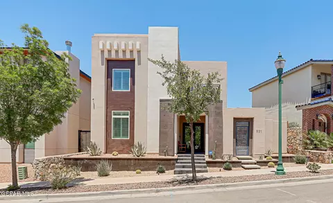 521 S Festival Dr, El Paso, TX 79912