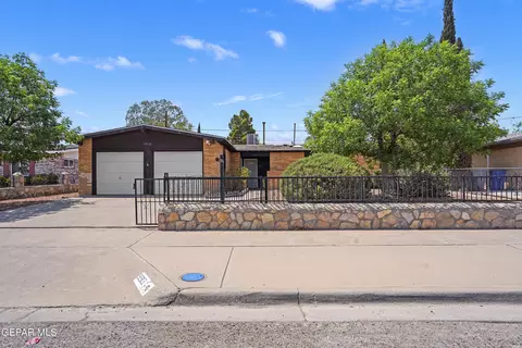9913 Bomarc St, El Paso, TX 79924