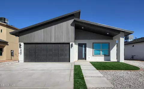 15116 Composition Ave, Clint, TX 79938