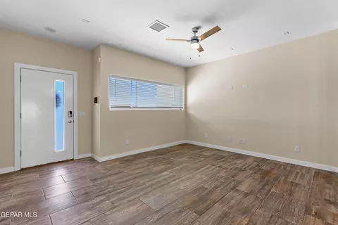 445 Beech Tree, El Paso, TX 79928 photo 7