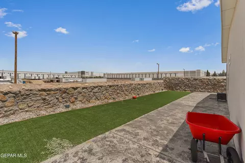 445 Beech Tree, El Paso, TX 79928 photo 31