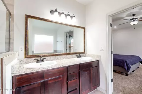 Bath - 13740 Garforth Ave, El Paso, TX 79928 photo 4 of 5