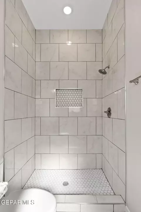 Bath - 3948 Aspiration Pl, El Paso, TX 79938 photo 2 of 9