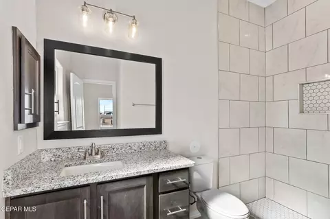 Bath - 3948 Aspiration Pl, El Paso, TX 79938 photo 1 of 9