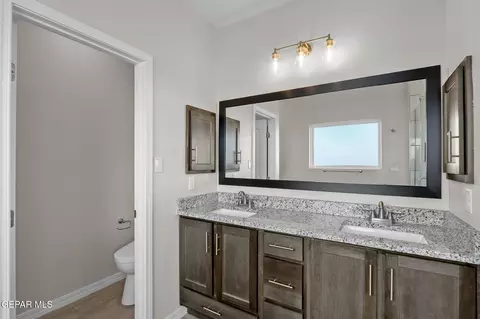 Bath - 3948 Aspiration Pl, El Paso, TX 79938 photo 8 of 9