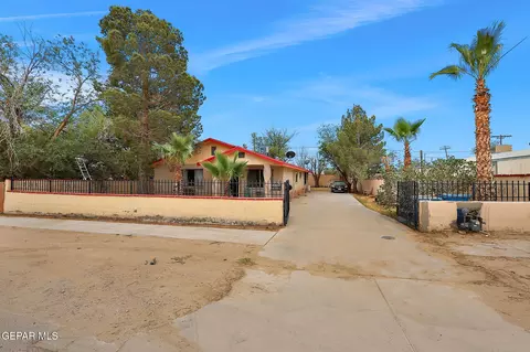 10048 Stedham Cir, Socorro, TX 79927