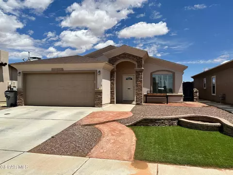 7217 Long Meadow Dr, El Paso, TX 79934