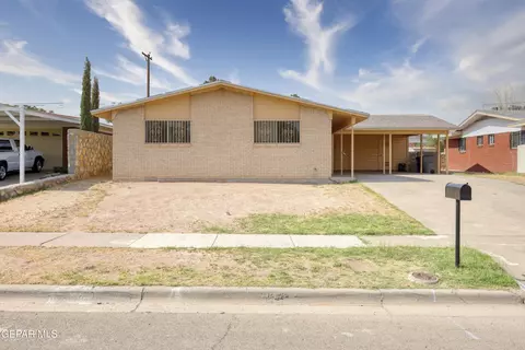 10116 Cork Dr, El Paso, TX 79925