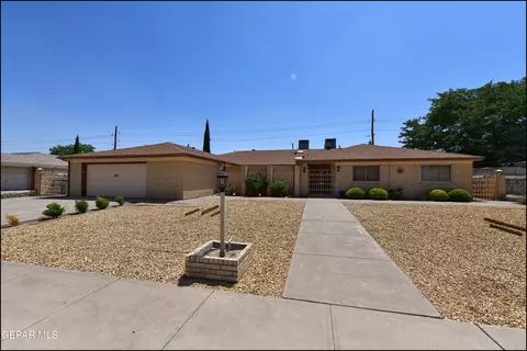 8904 Mettler Dr, El Paso, TX 79925