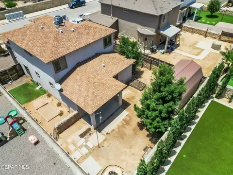 View/Area - 3096 Java Chip Pl, El Paso, TX 79938 photo 1 of 7