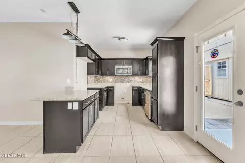 Kitchen - 3096 Java Chip Pl, El Paso, TX 79938 photo 1 of 2