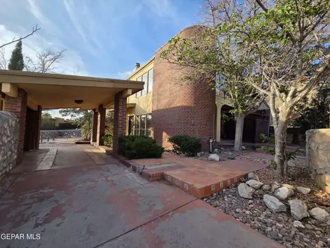 441 Irondale Dr, El Paso, TX 79912