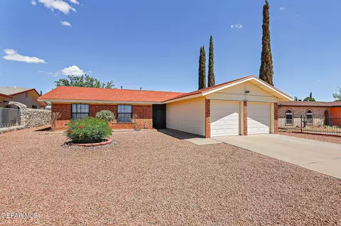 10749 Rushing Rd, El Paso, TX 79924