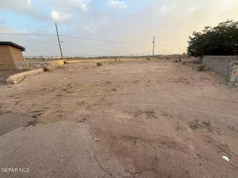 10188 Knoya Pl, Socorro, TX 79927