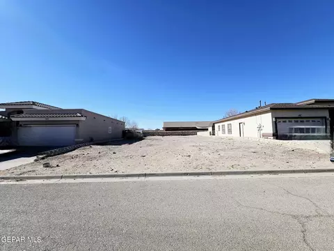 753 Desert Silver Dr, Horizon City, TX 79928