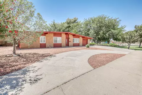 3223 Suffolk Rd, El Paso, TX 79925