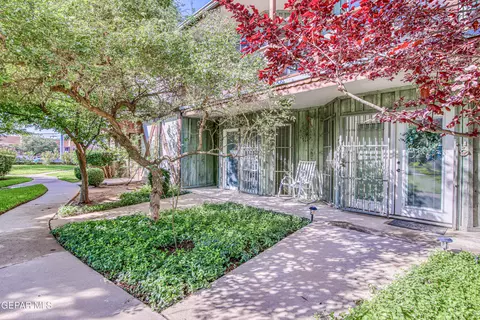 350 Thunderbird Dr #59, El Paso, TX 79912