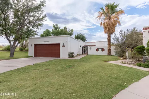 256 Casas Bellas Ct, Santa Teresa, NM 88008