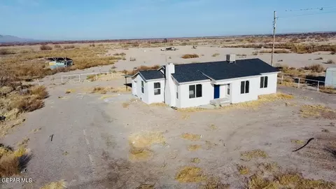 5750 Farm To Market Rd 192, Fort Hancock, TX 79839