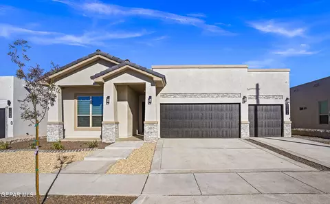 12913 Shawbury Dr, El Paso, TX 79928
