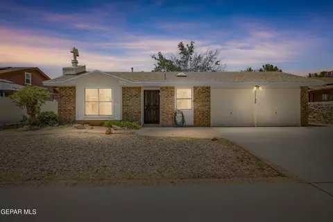 11125 Tahoka Ave, El Paso, TX 79936
