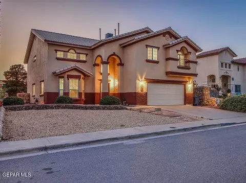 955 Via Descanso Dr, El Paso, TX 79912