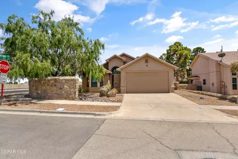 14148 Highweed Dr, Horizon City, TX 79928