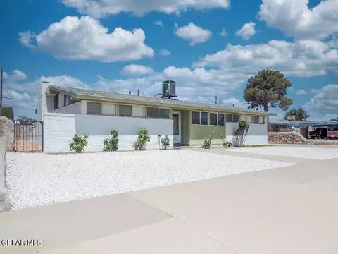 2721 Fir St, El Paso, TX 79925