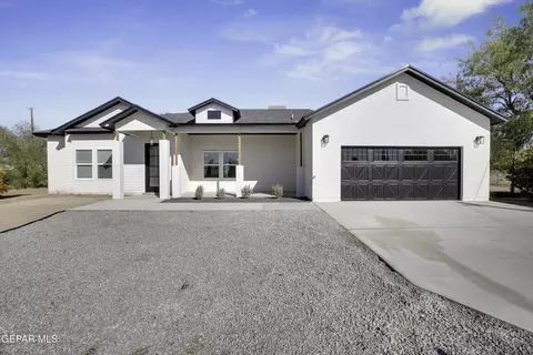 10478 Monte Mayor Dr, Socorro, TX 79927