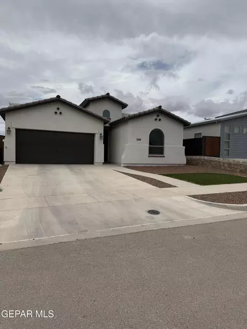 229 Epsom Dr, El Paso, TX 79928