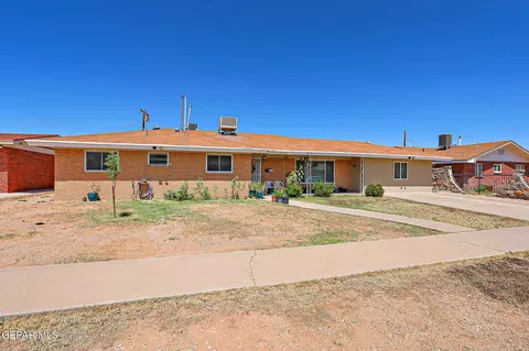 3205 Glasgow St, El Paso, TX 79925