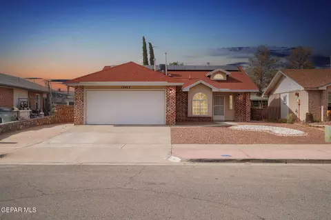 12417 Kari Anne Dr, El Paso, TX 79928