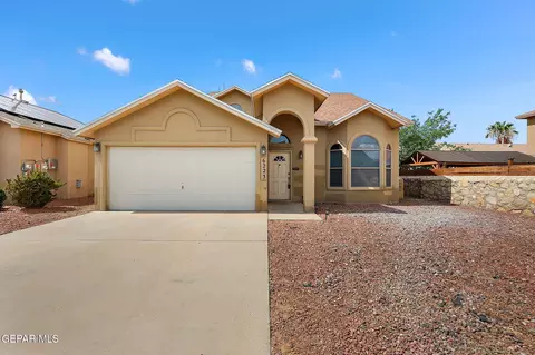 6223 Spotted Eagle Dr, El Paso, TX 79924