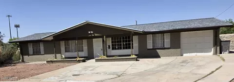 208 Viking Dr, El Paso, TX 79912