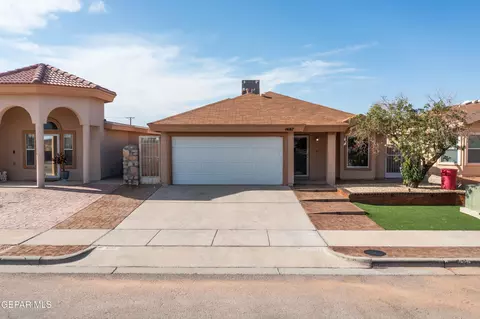 14187 Gil Reyes Dr, El Paso, TX 79938