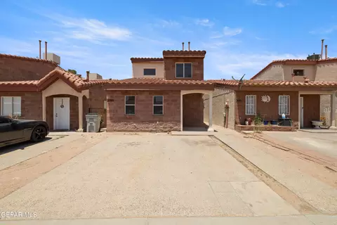 3634 Oasis Dr, El Paso, TX 79936