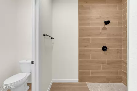 Bath - 12325 Jack Vowell Way, El Paso, TX 79934 photo 3 of 6