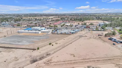 8280 N N Loop Dr, El Paso, TX 79907 photo 9