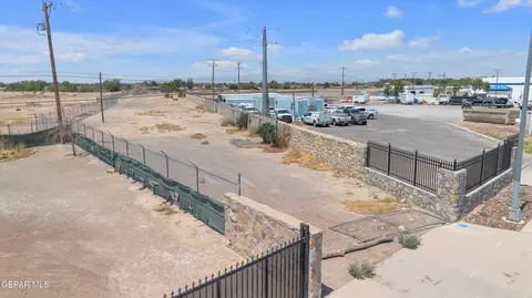 8280 N N Loop Dr, El Paso, TX 79907 photo 2