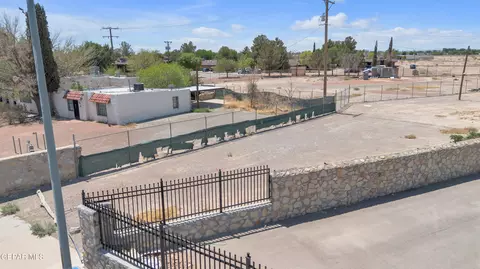 8280 N N Loop Dr, El Paso, TX 79907 photo 3