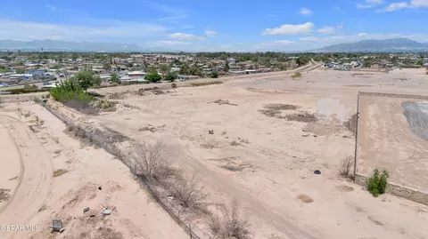 8280 N N Loop Dr, El Paso, TX 79907 photo 25