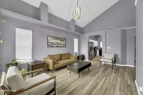 7324 Tannery Way, El Paso, TX 79934