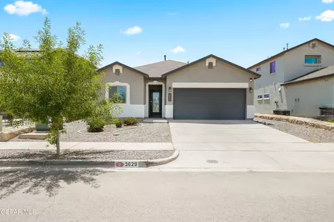 3629 Summit St, El Paso, TX 79938