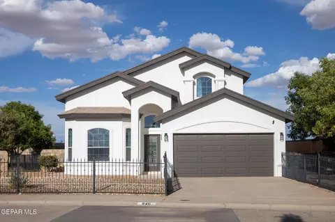 540 Cactus Crossing Dr, Horizon City, TX 79928