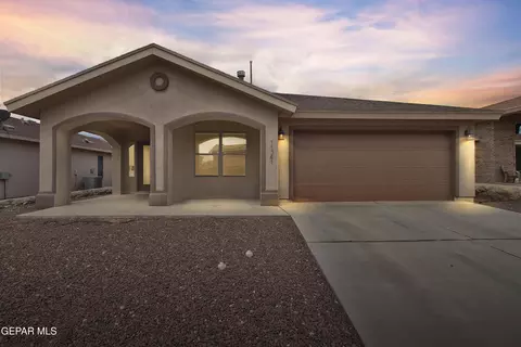 11341 Cattle Ranch St, El Paso, TX 79934