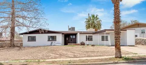 6033 Isabella Dr, El Paso, TX 79912